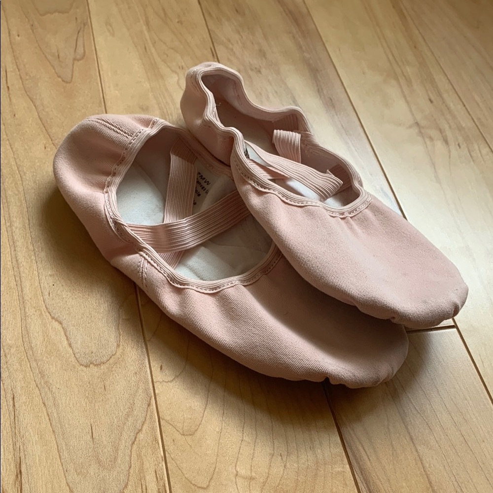 Women Pink Canvas Ballet Slippers
